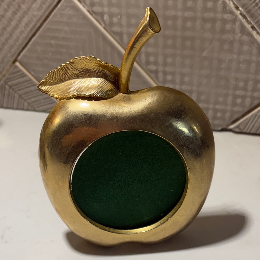 Vintage Gold Apple Photo Frame
